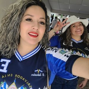 Meet your Posher, Reyna